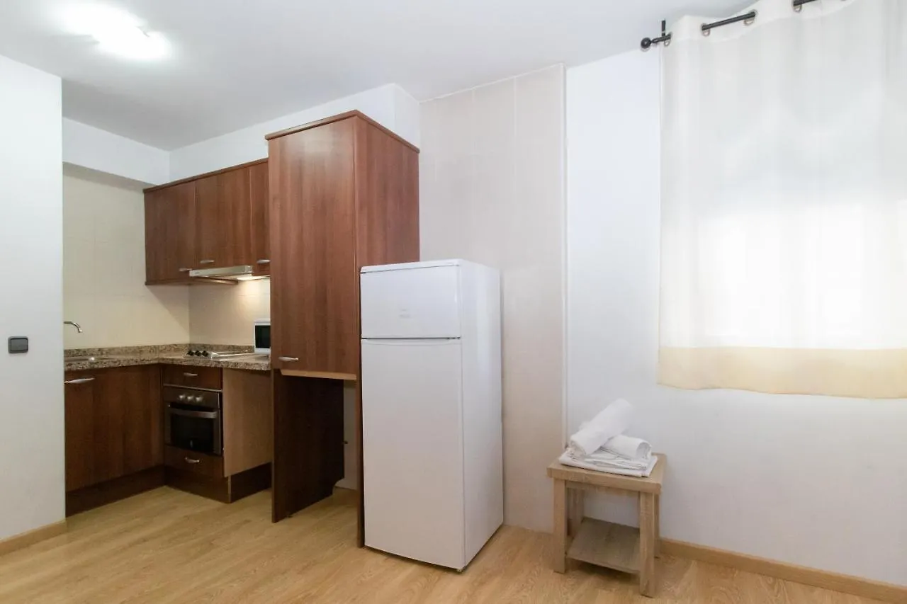 Apartamentos Araco 3000 El El Pas de la Casa